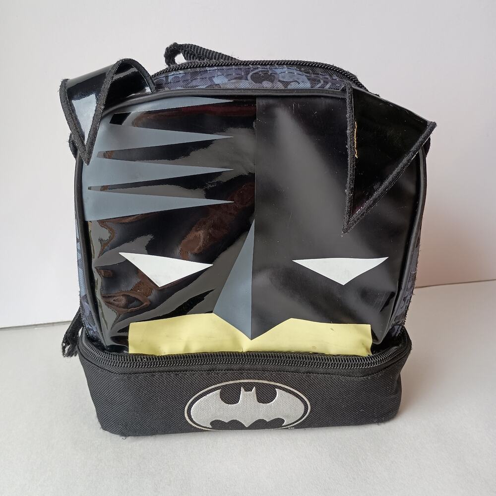 BATMAN Kids Insulated Lunch Bag with Dual Compartments – Durable & Stylish